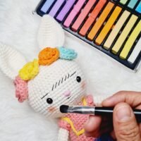 20250119_183704 CONEJITA FRIDA AMIGURUMI