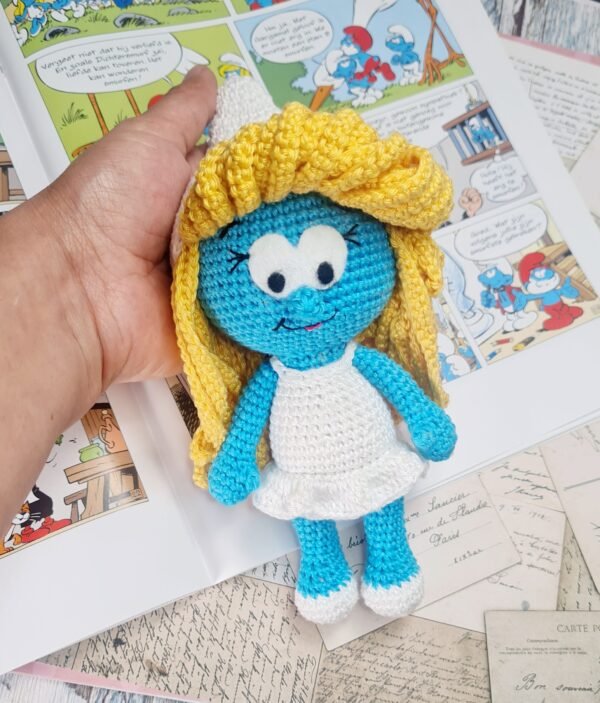Pitufina amigurumi Los Pitufos