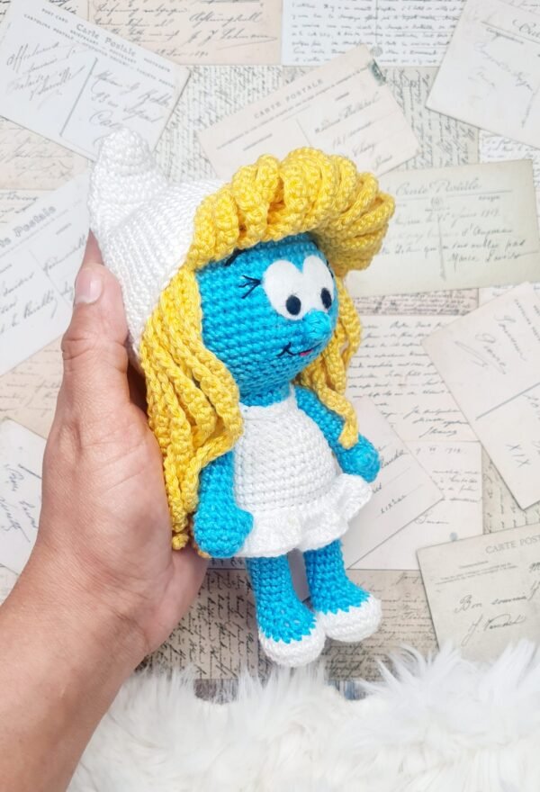 Pitufina amigurumi Como tejer a la Pitufina