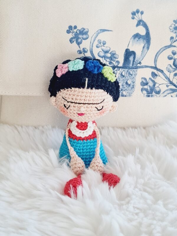 Frida Kahlo amigurumi FRIDA KAHLO AMIGURUMI