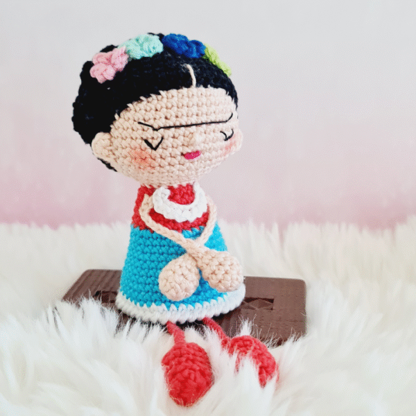 FRIDA KAHLO AMIGURUMI
